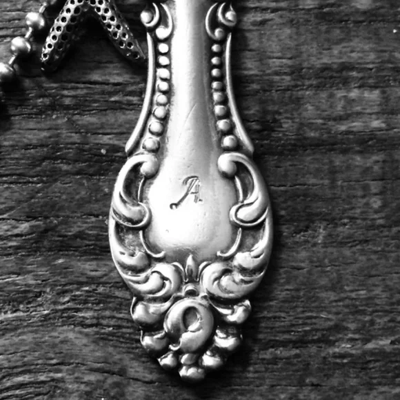 Silverplate Spoon Handle Necklace pendant Initial C handcrafted - Picture 2 of 2